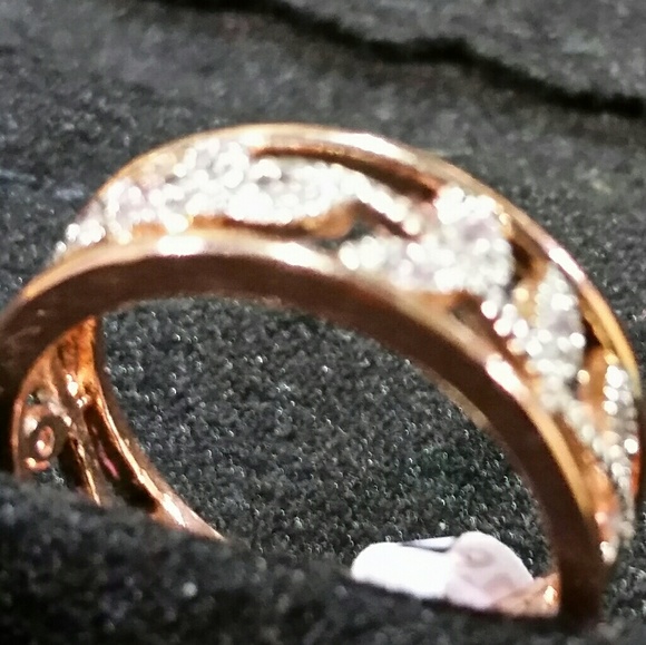 Rose gold and silver leaf band - Picture 3 of 4